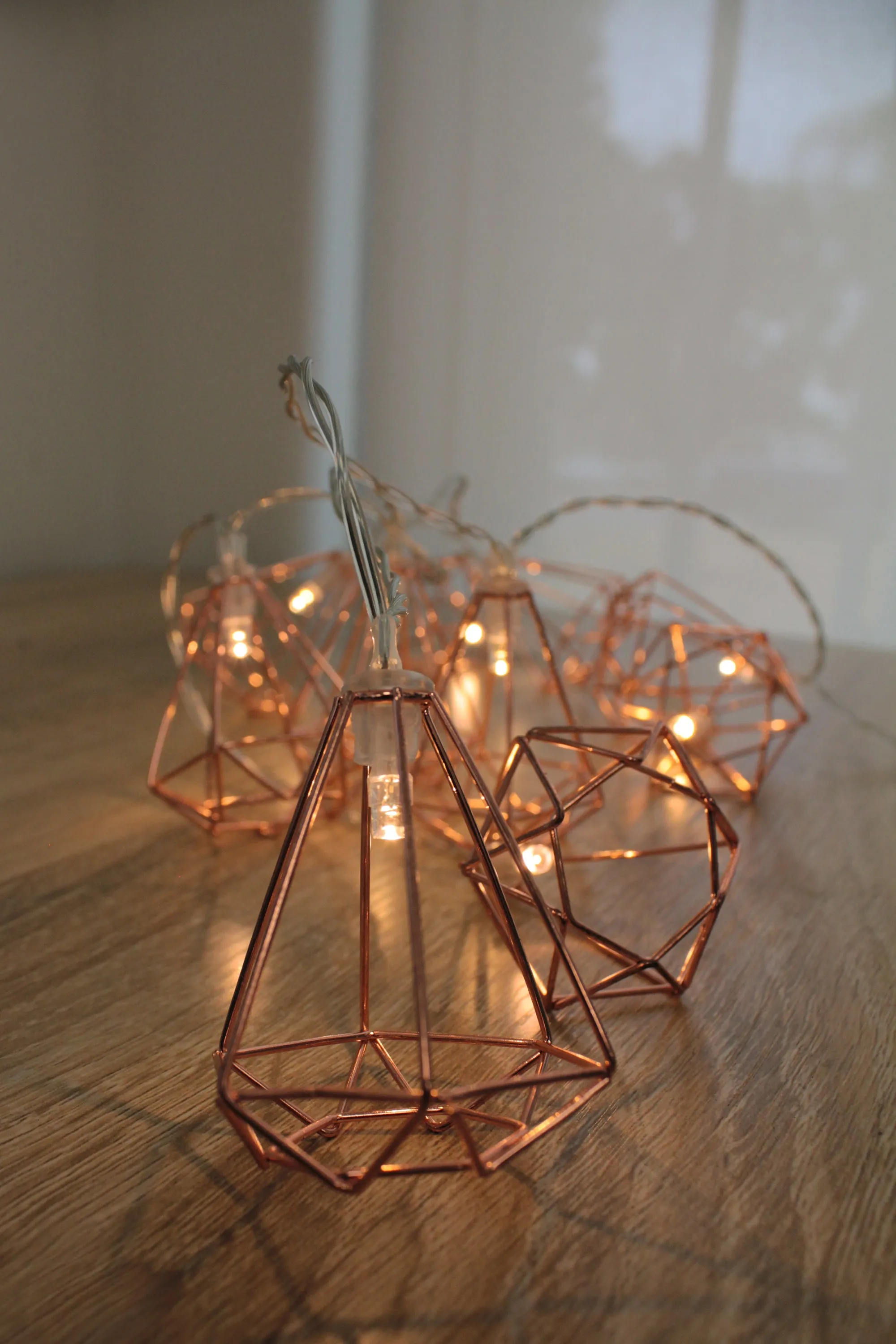 10 LED Rose Gold Diamond String Fairy Lights - Battery Operated