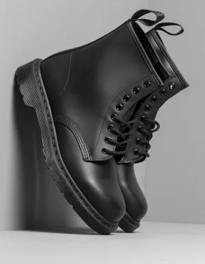 DR. MARTENS 1460 BLACK SMOOTH MONO