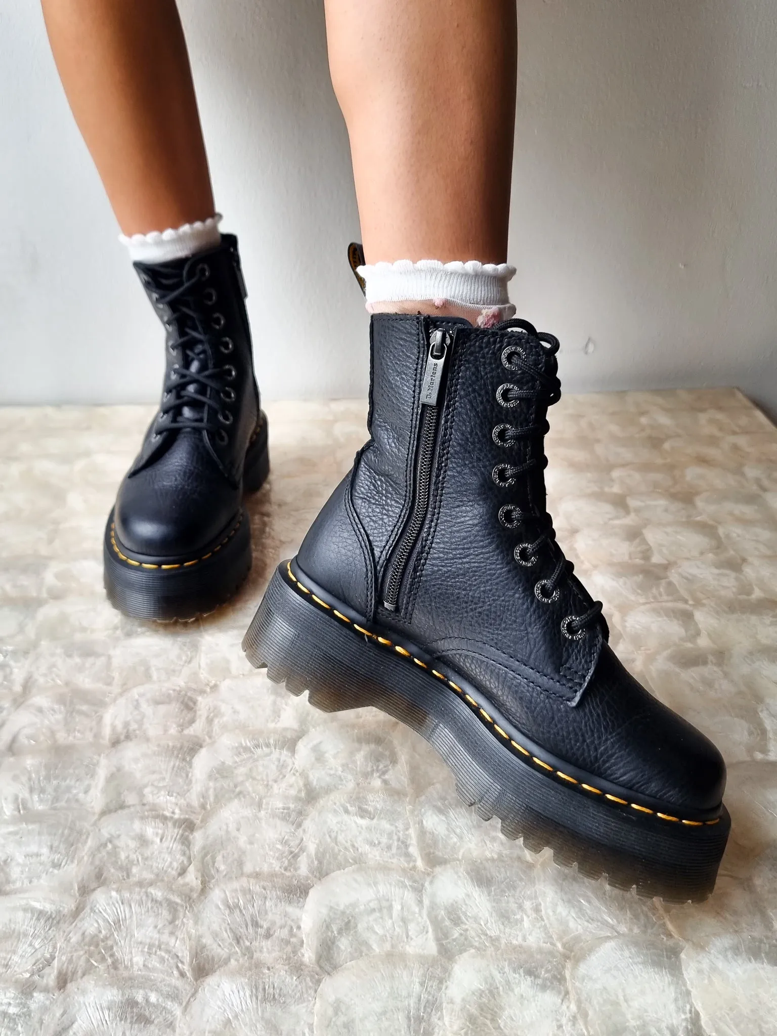 DR. MARTENS JADON BLACK PISA