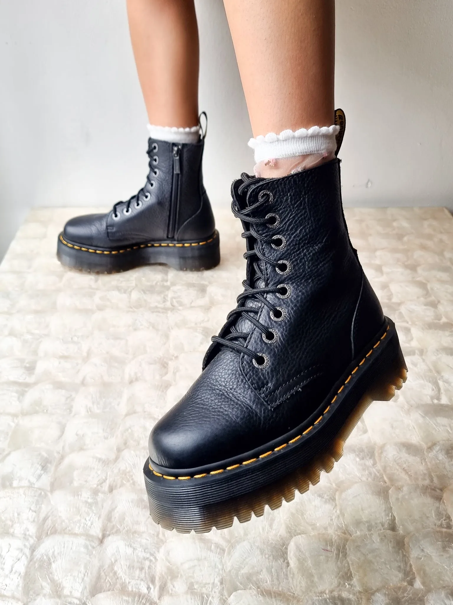 DR. MARTENS JADON BLACK PISA