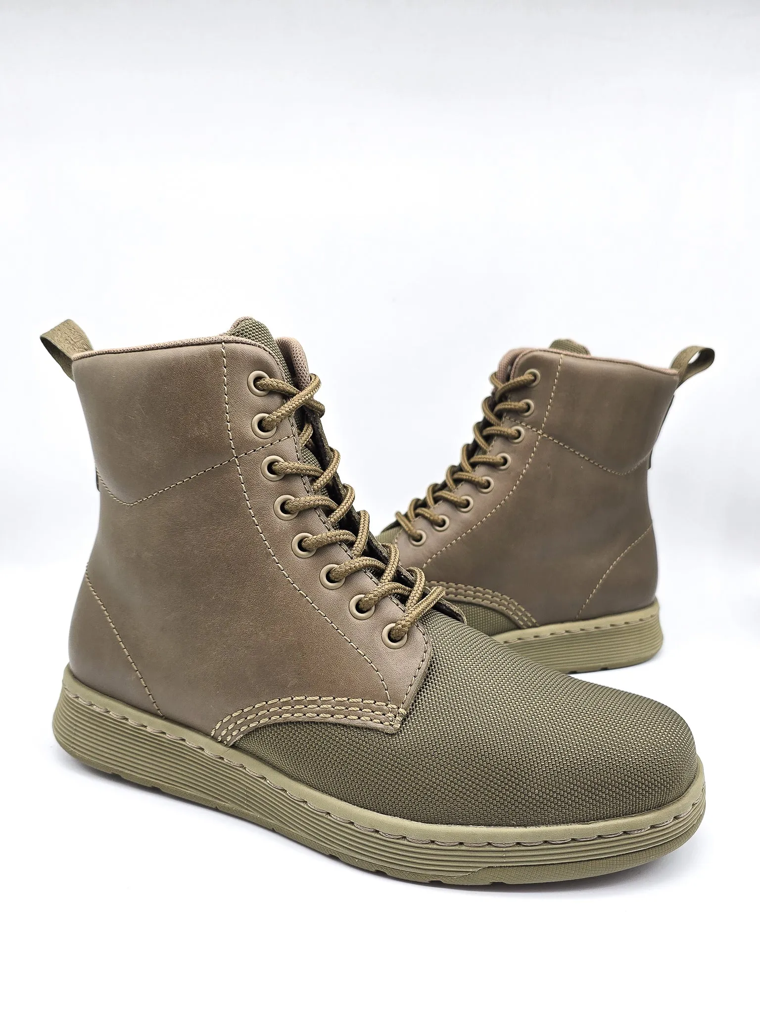 DR. MARTENS RIGAL KHAKI OLIVE