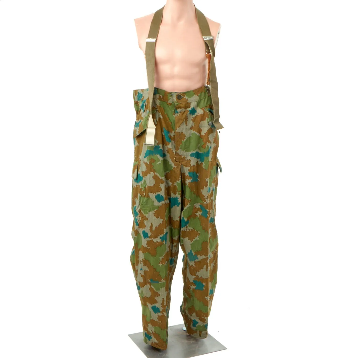 Original Cold War East German Unissued M58 Flachentarn Blumentarn Camouflage Uniform - Cap, Smock, and Trousers (Size Large)